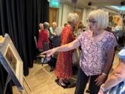 More admirers of the photo